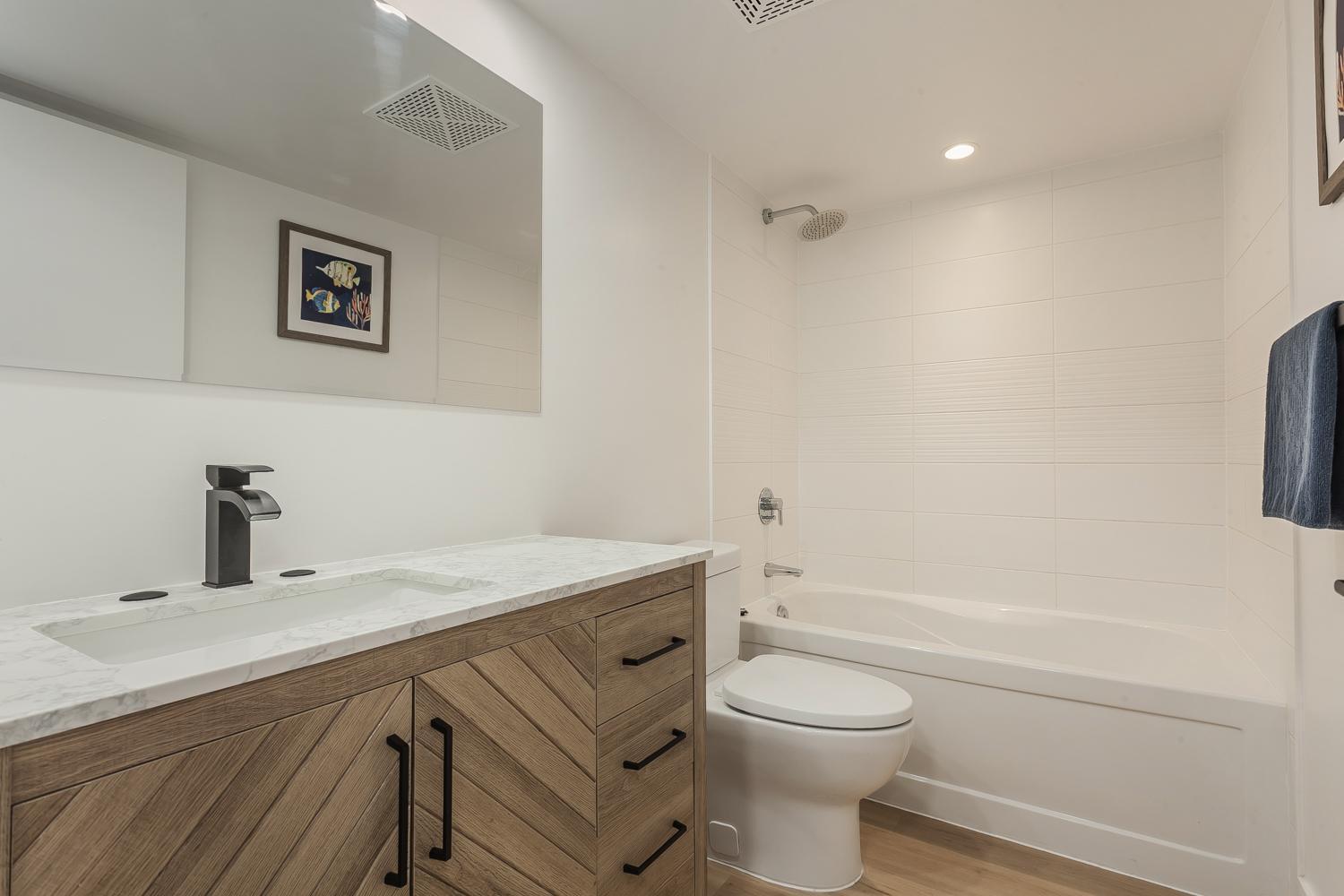 Cozy 2Br Close To Cn Tower & Harbourfront Toronto Extérieur photo