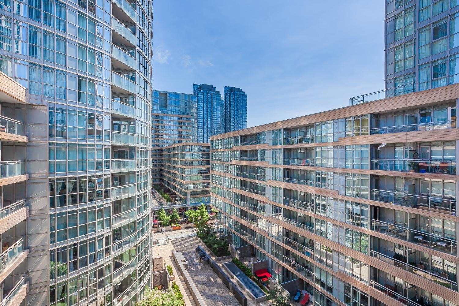 Cozy 2Br Close To Cn Tower & Harbourfront Toronto Extérieur photo