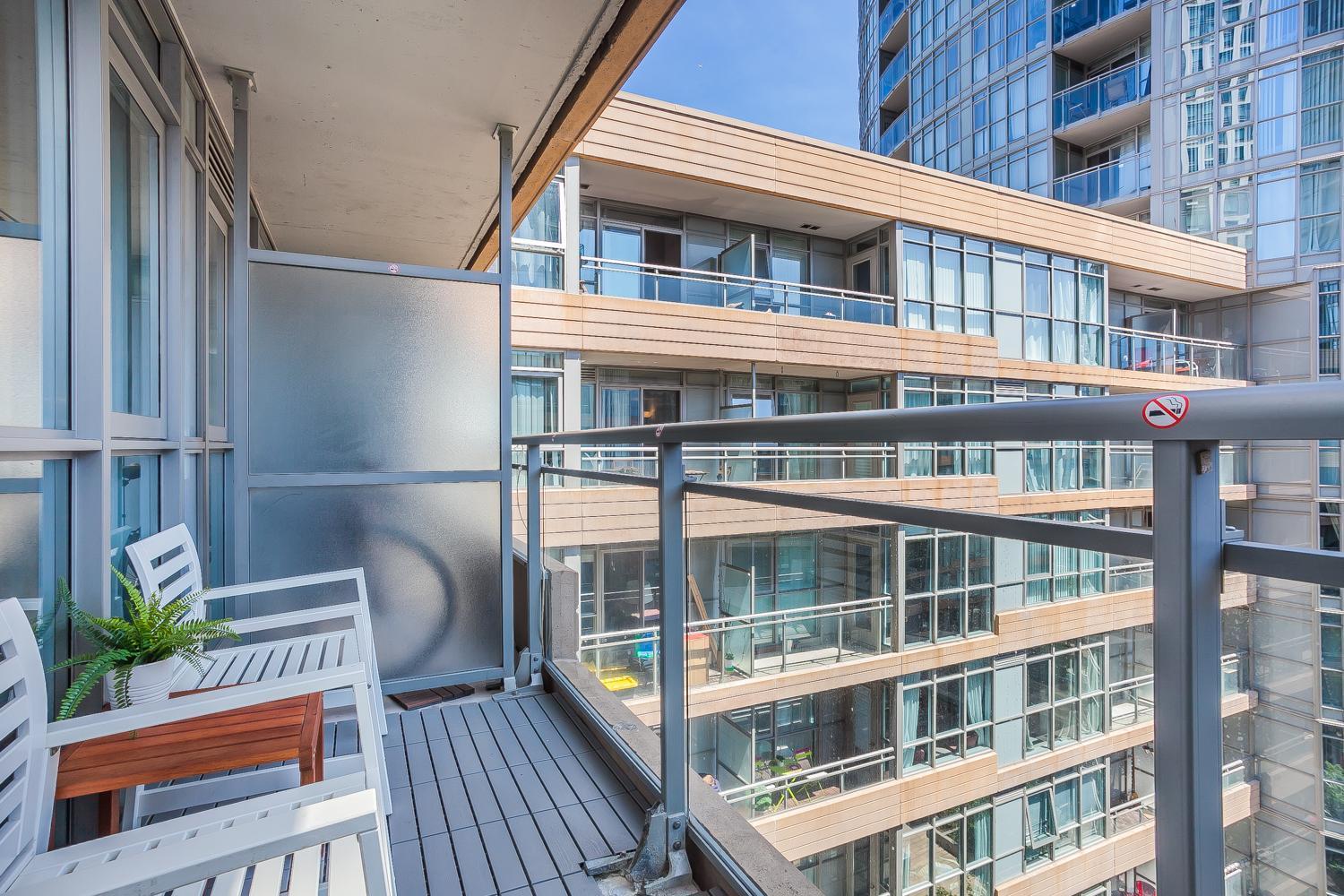 Cozy 2Br Close To Cn Tower & Harbourfront Toronto Extérieur photo